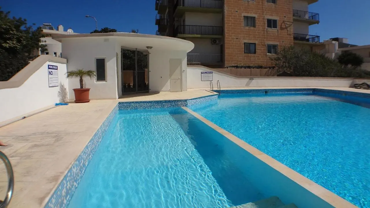 Spinola Court Apartment With Pool And Close To Beach St Julians Center Saint Julian's Malta
