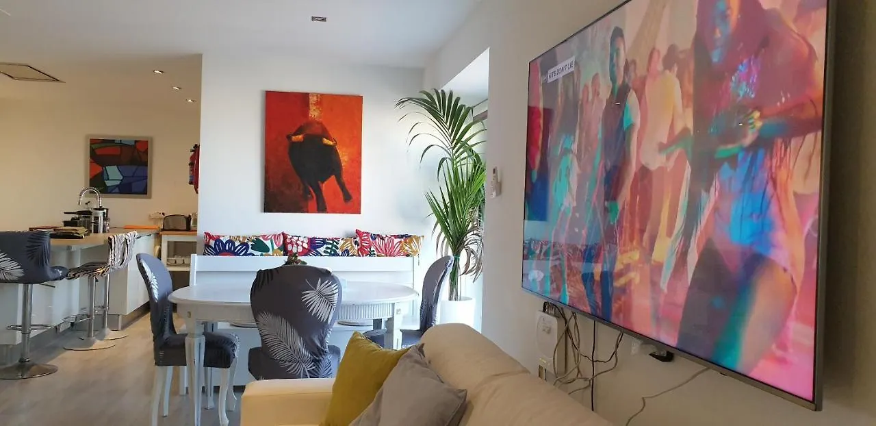 Spinola Court Apartment With Pool And Close To Beach St Julians Center Saint Julian's Malta