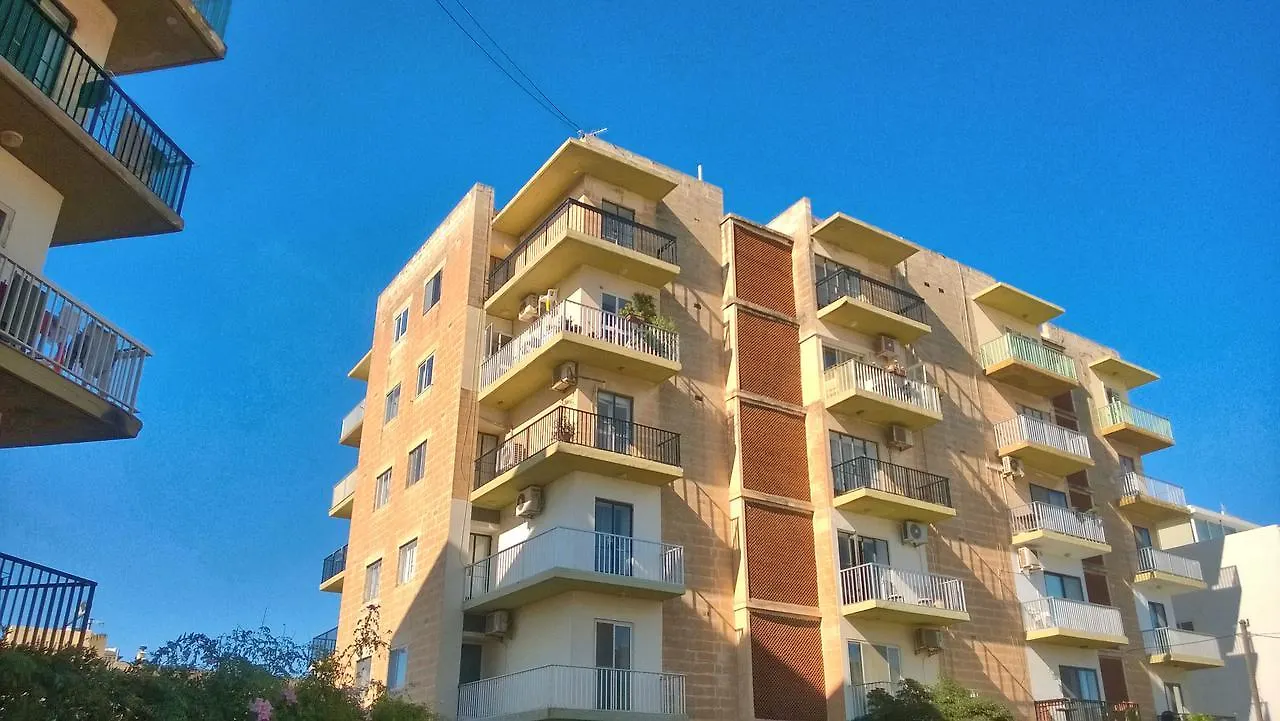 Spinola Court Apartment With Pool And Close To Beach St Julians Center Saint Julian's 0*,